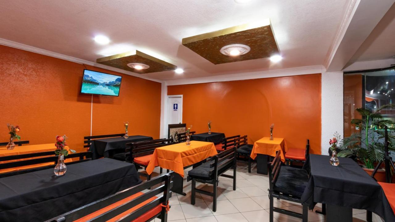 Hotel Miraflores Ibarra Esterno foto