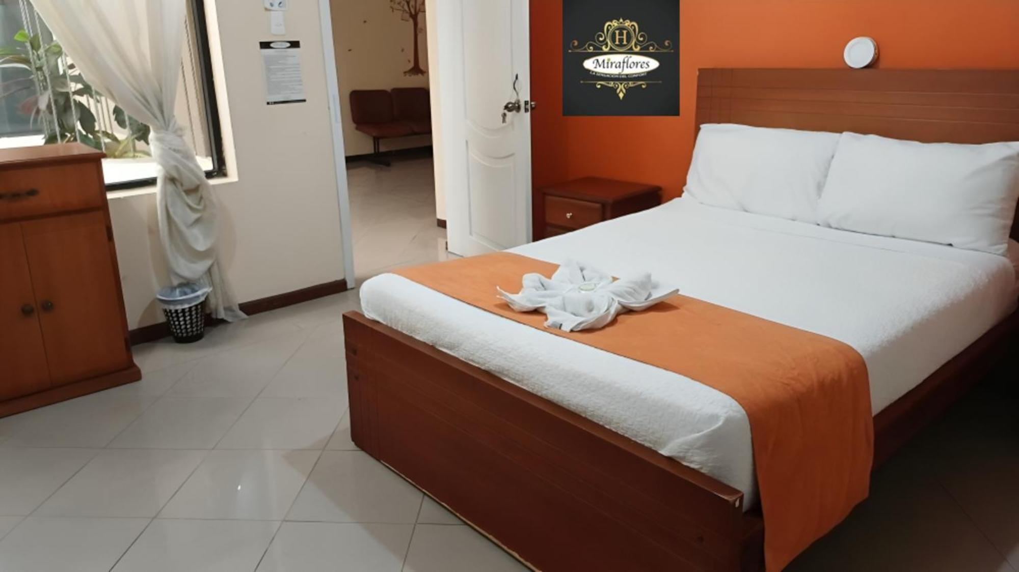 Hotel Miraflores Ibarra Esterno foto