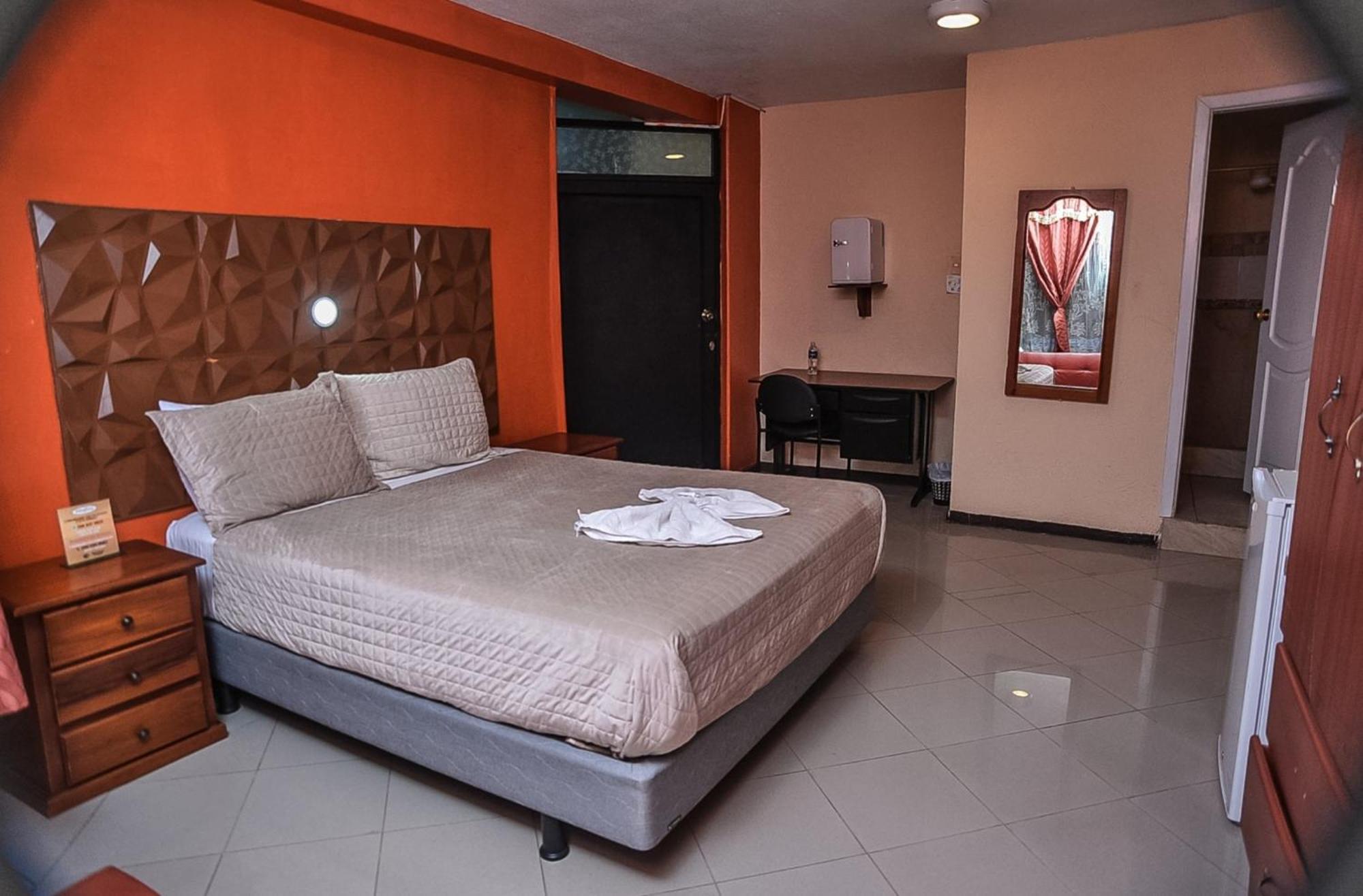 Hotel Miraflores Ibarra Esterno foto