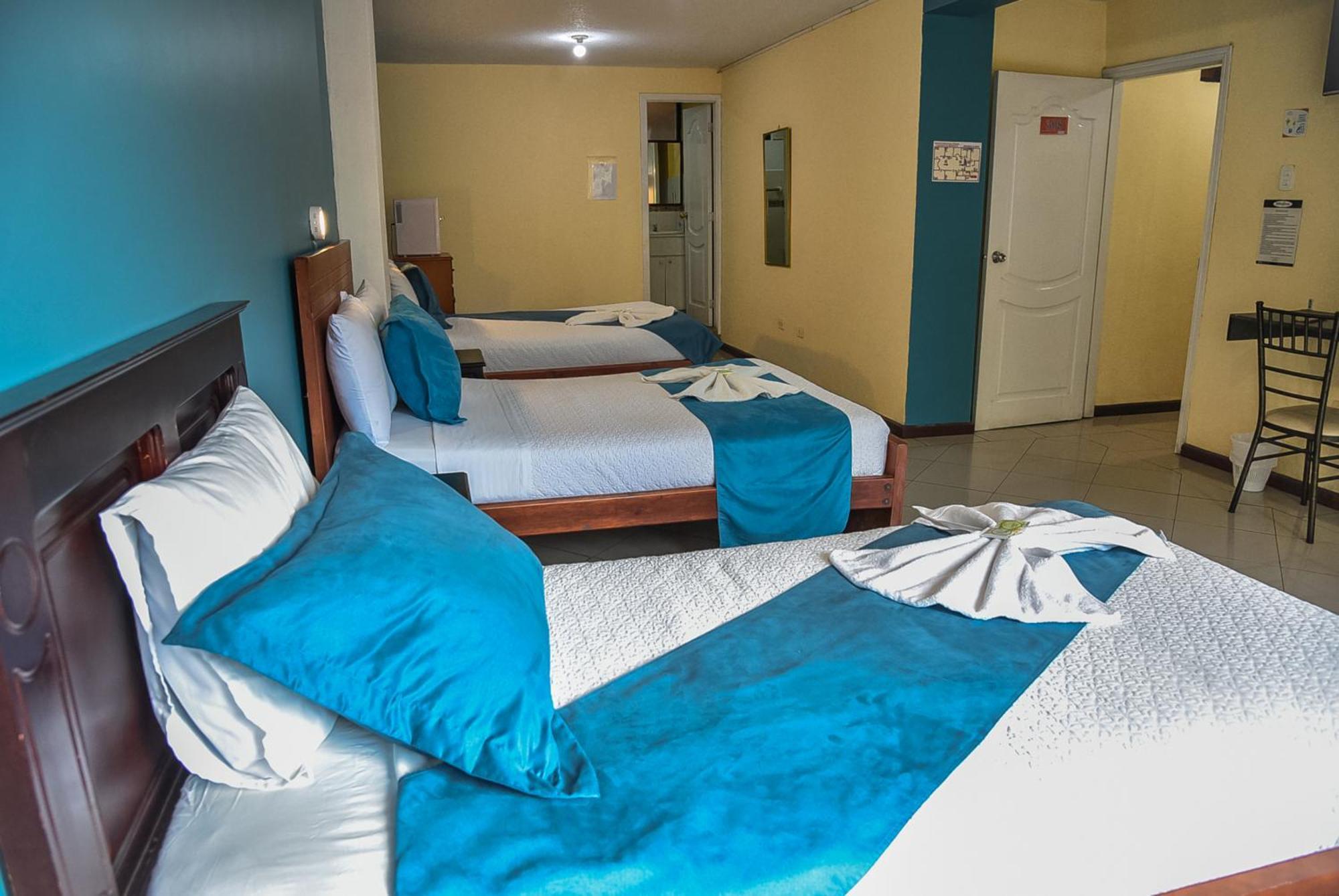 Hotel Miraflores Ibarra Esterno foto